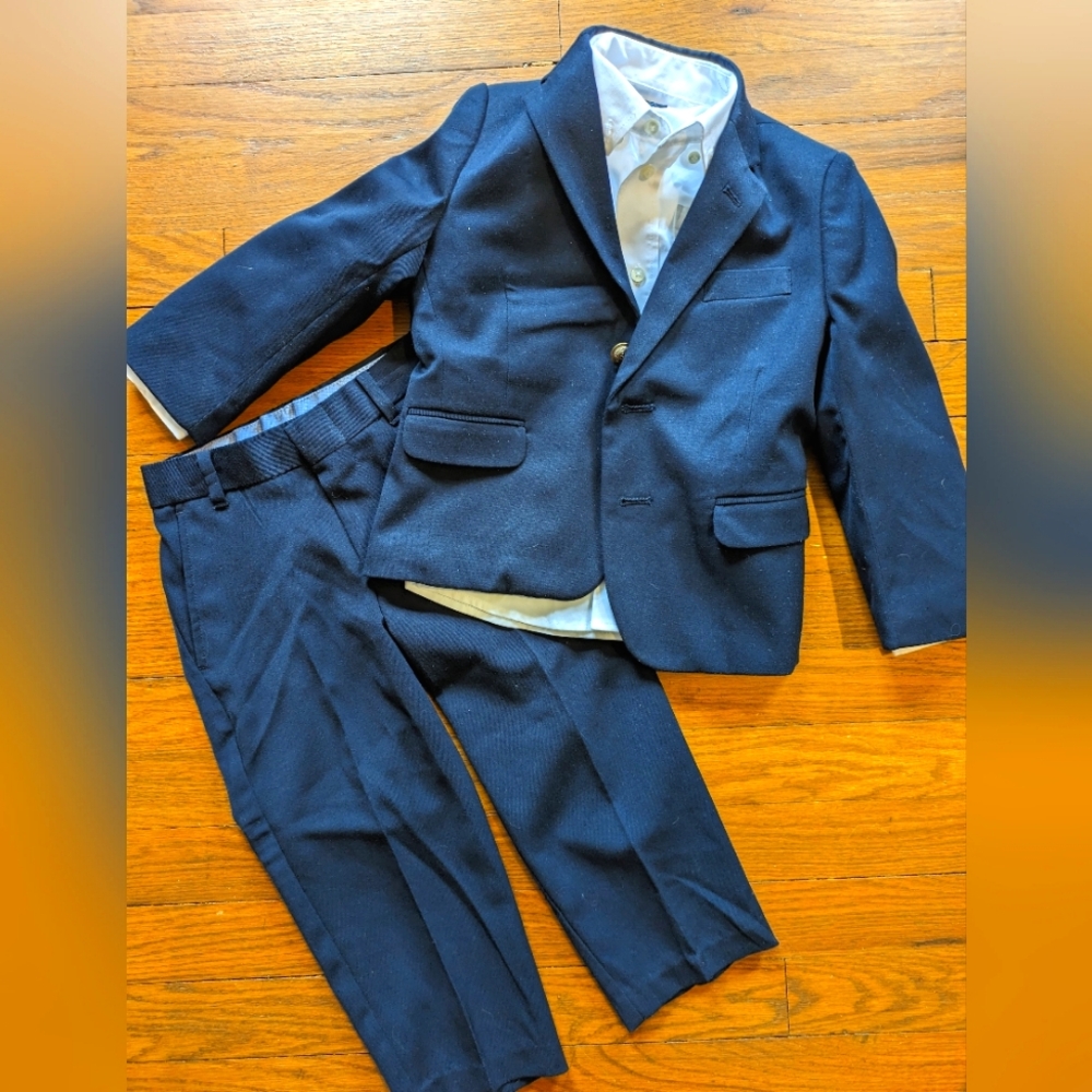 Tommy Hilfiger Navy Blue Boys Suit Set Size 4T